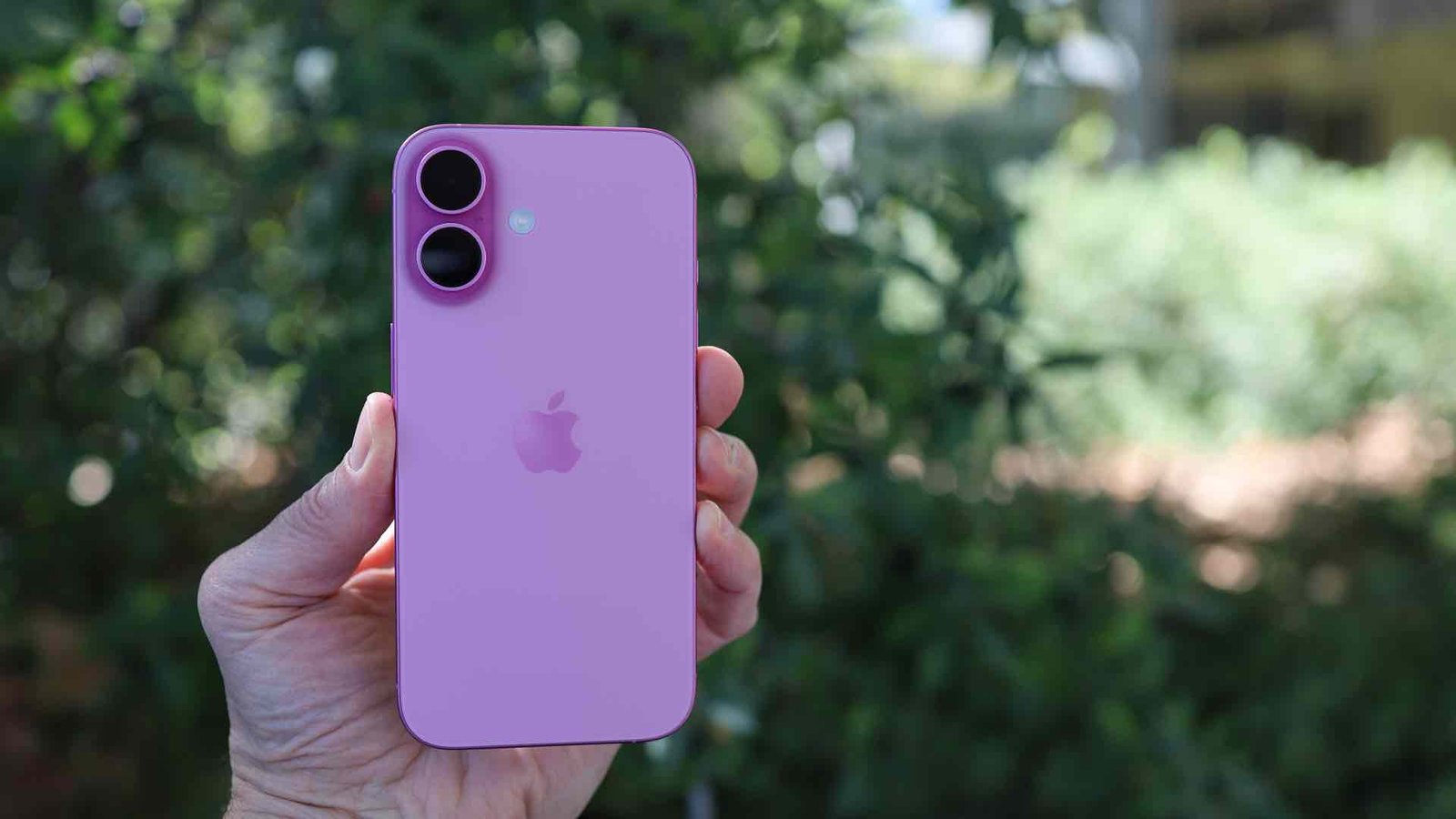 مراجعة Apple iPhone 16