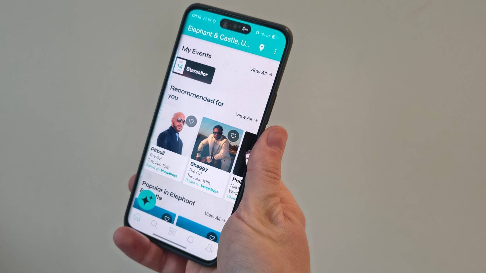 تطبيق Bandsintown على هاتف عالم.