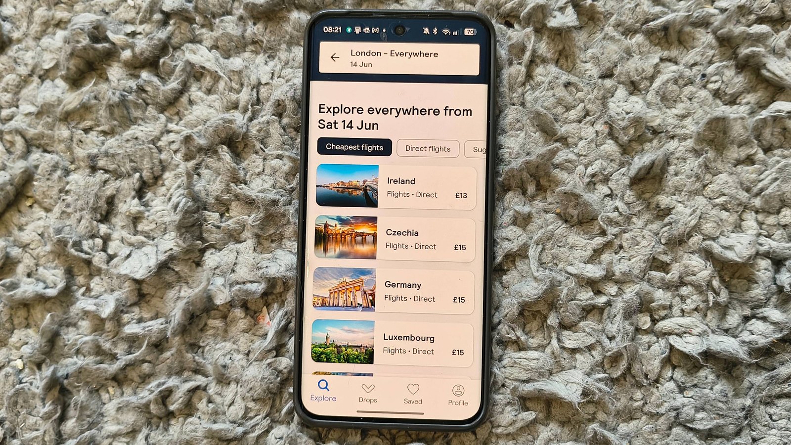 تطبيق Skyscanner على هاتف Android