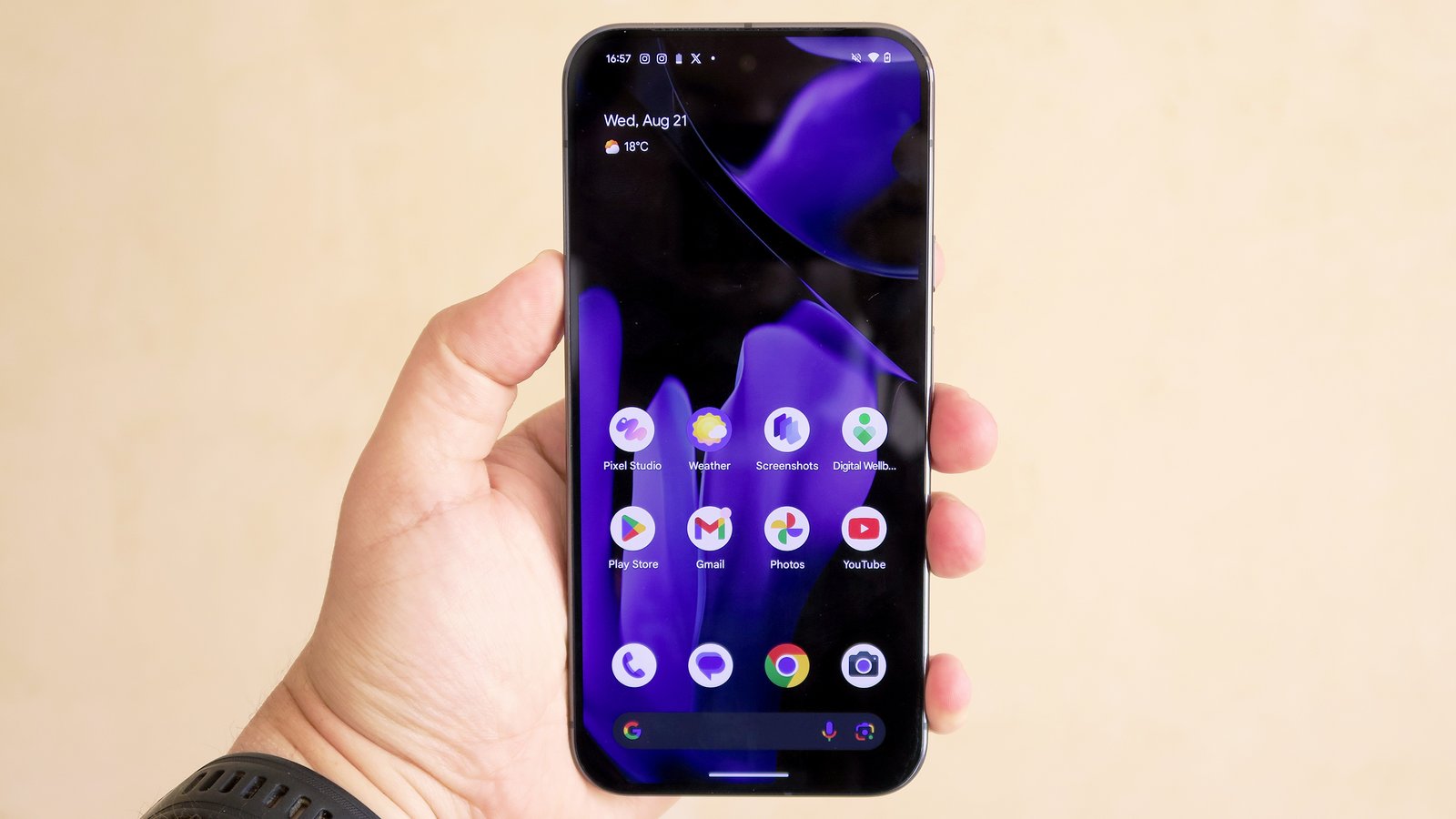 Google Pixel 9 Pro XL Review Front Handheld