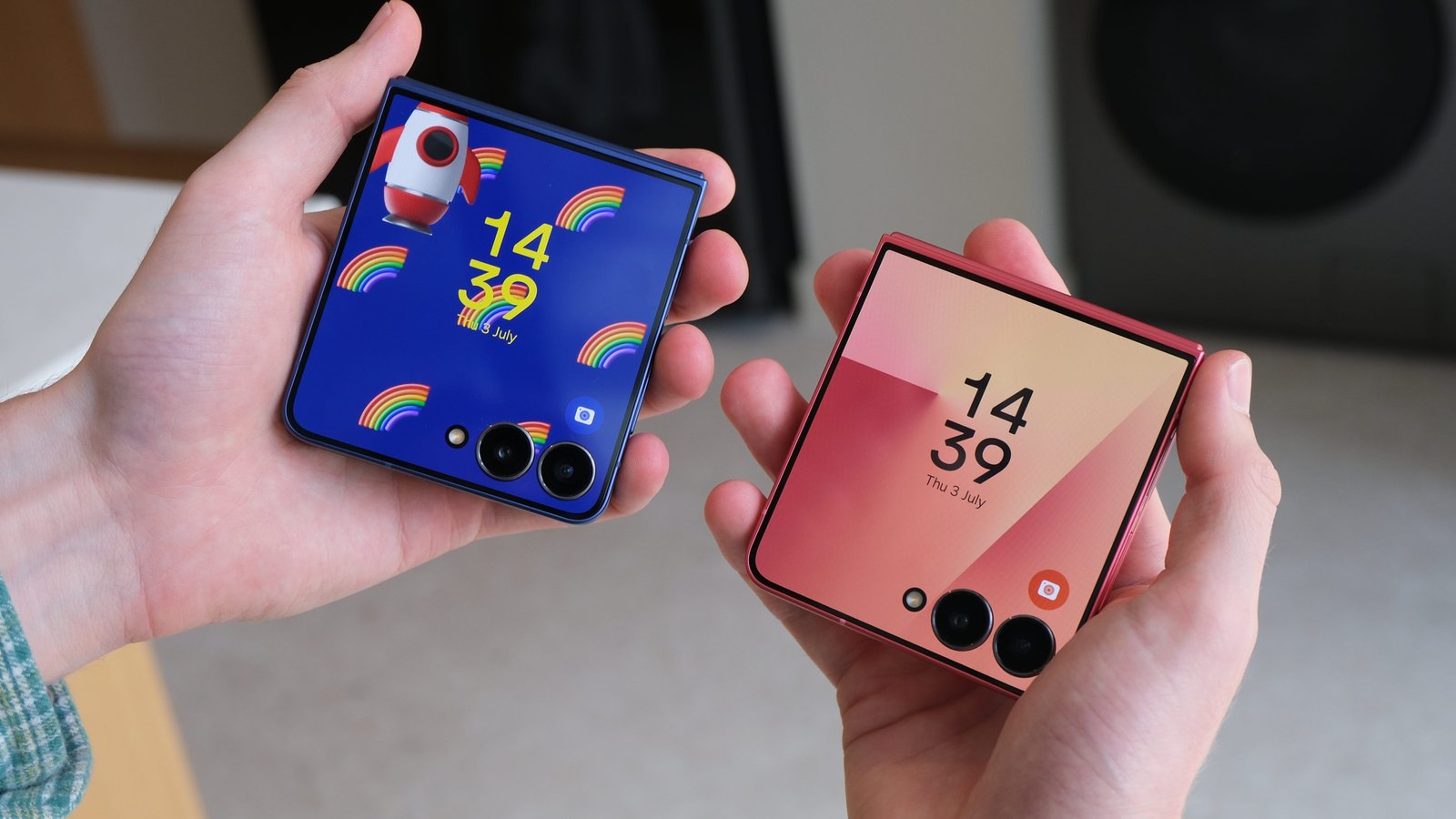 Samsung Galaxy Z Flip 7 in Blue Shadow and Coral