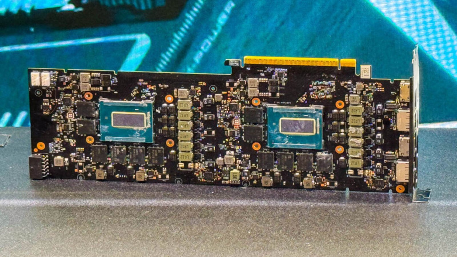 Maxsun Intel Arc Pro B60 Dual GPU