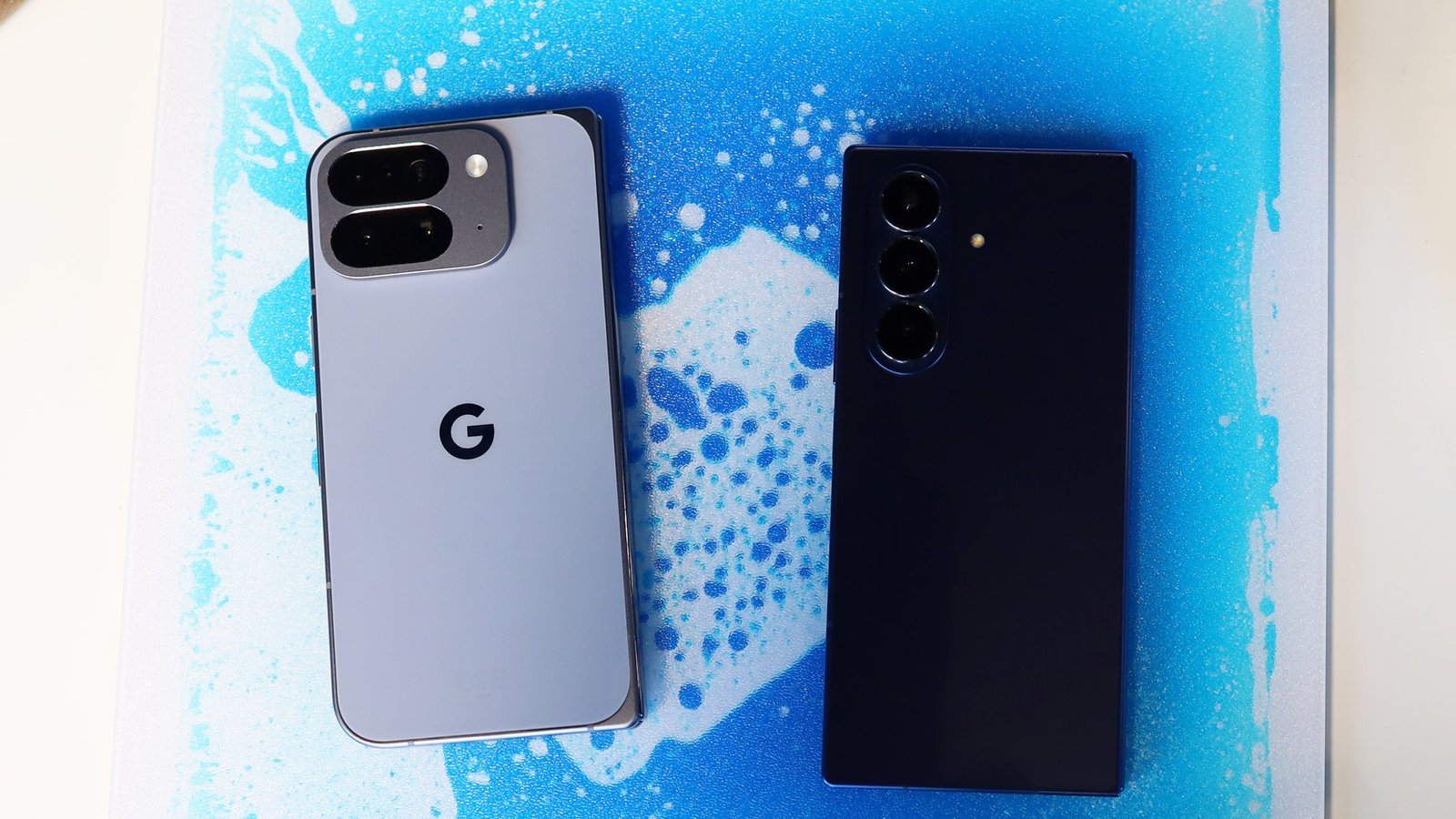 Google Pixel 10 Pro Foldly On